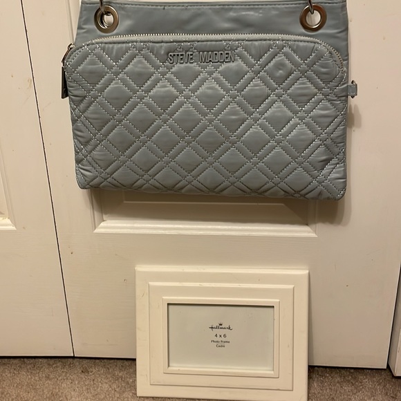 Steve Madden pastel sky blue tote - Picture 7 of 7